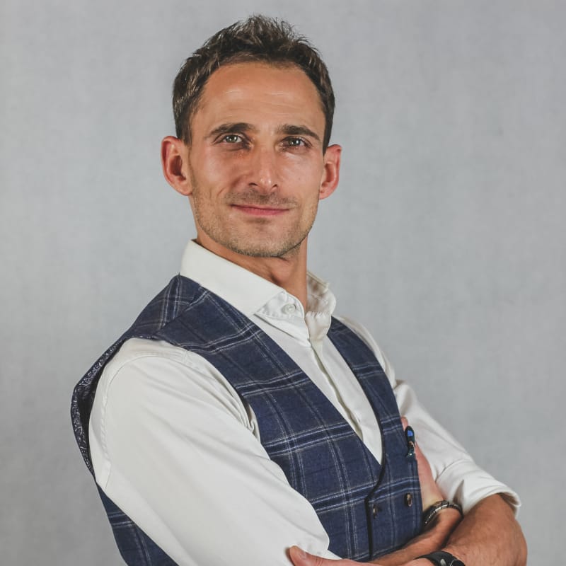 Naturopata Krzysztof Jodłowski, Prowadzący